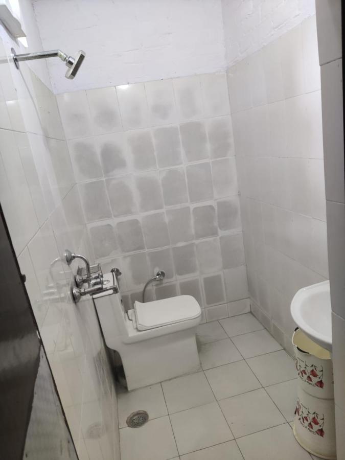 Apna Guest House Dehradun Extérieur photo